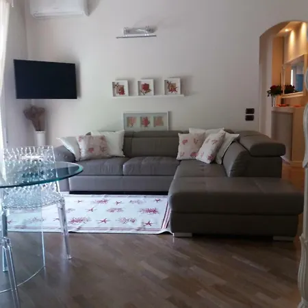 Nyaraló I Coralli Rapallo