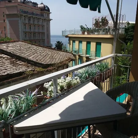 Nyaraló I Coralli Rapallo